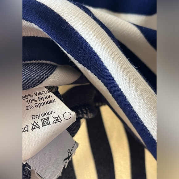 Madewell Navy Striped Top ~ Size L - Picture 9 of 9